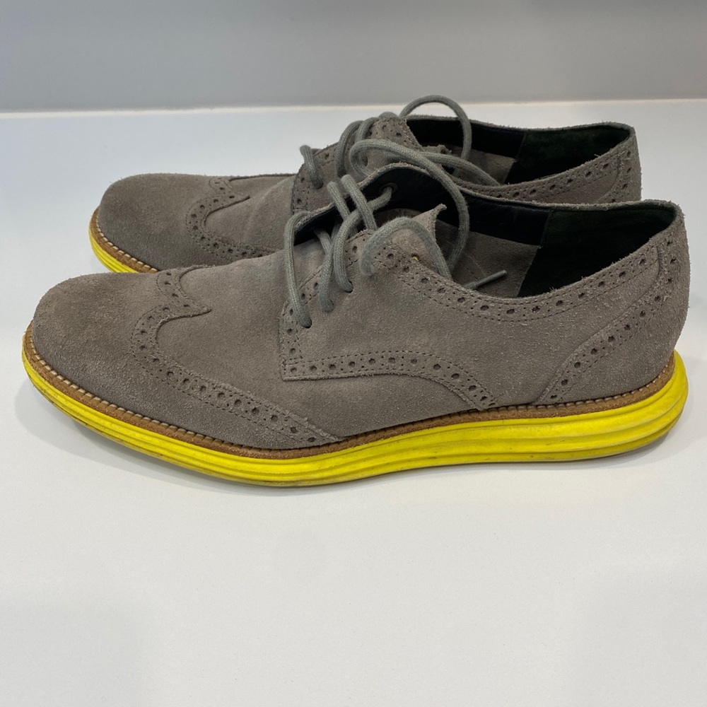 Men's 9.5 Cole Haan Lunargrand Grey Suede Oxford Wingtip with Yellow Sole Shoes